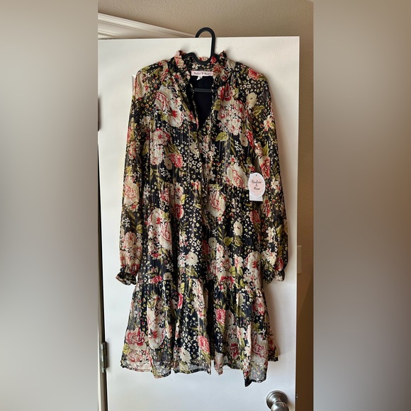 Harlow & Rose Dresses & Skirts - NWT Harlow & Rose Elegant Floral Mini Dress Size Small S